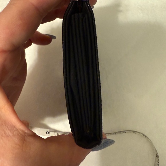 Unbranded (pu) leather- black. Flip turn lock coin/credit card wallet - Picture 3 of 7